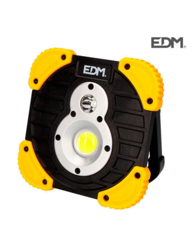 Monligt 220-750Lum rechargeable flashlight.