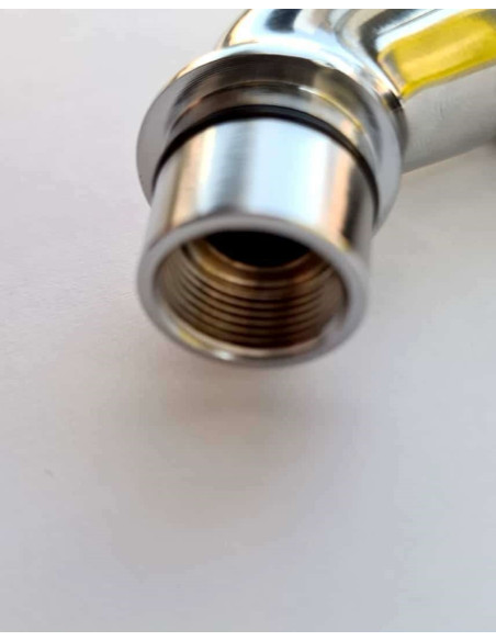 Rubinetto doccia femminile con pusher. Nero.