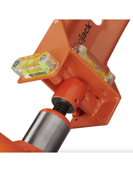 Kojack hydraulic jack with lever and bubble levelers.