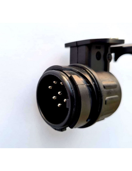 13 pole male to 7 pole female plug