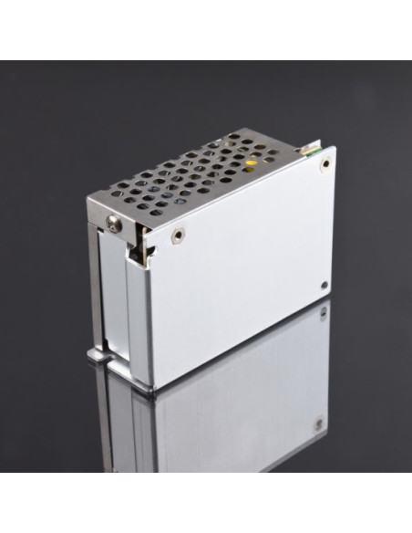 Alimentador chasis acero 12v. 2A Alimentador chasis acero 12v. 2A
