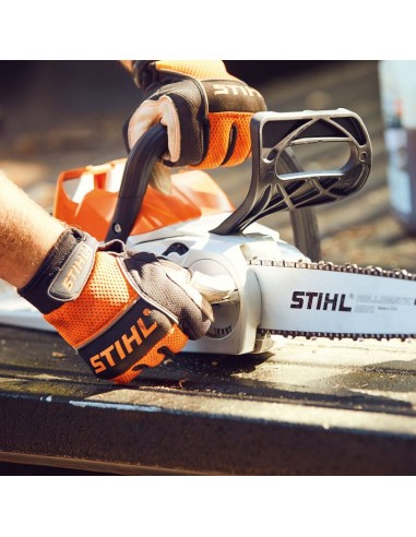 Motosierra Stihl MSA 120 C-B. Con cargador y batería