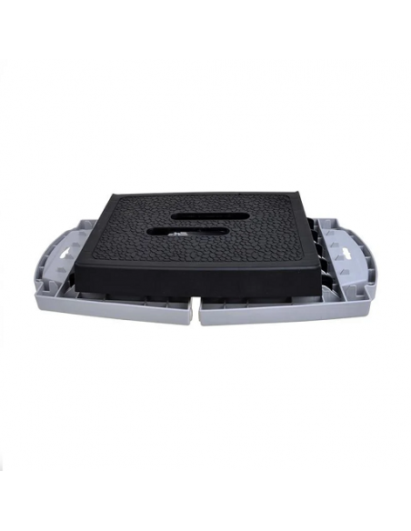 Non-slip plastic folding step/rung