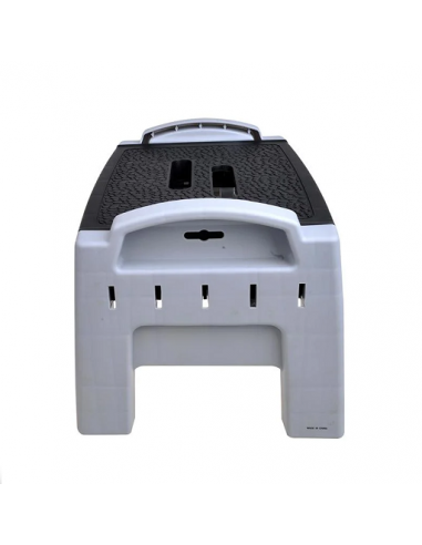 Non-slip plastic folding step/rung