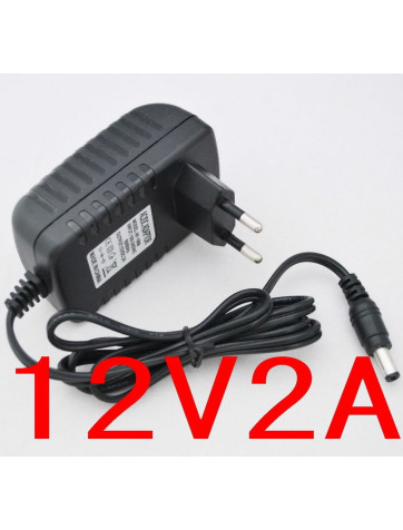 Alimentador 12v. 2A Enchufable