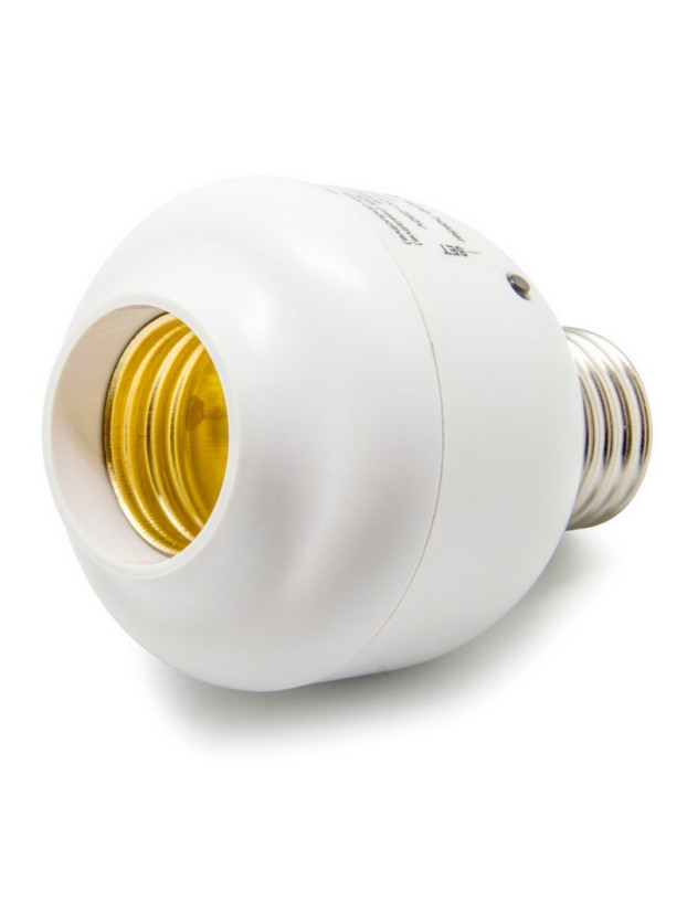 E27 socket with remote control