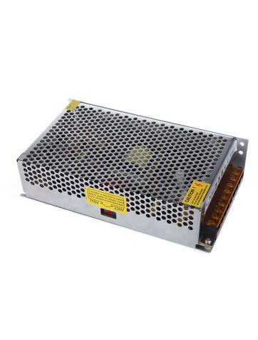 Alimentador chasis acero 12v. 20A