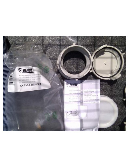 Conexion rápida wc portatil con tapon FIAMMA 06497-01 Conexion rápida wc portatil con tapon FIAMMA 06497-01