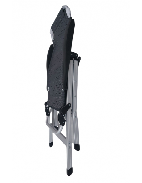 MIDLAND ALUMINUM MAXI COMFORT FOLDING CHAIR
