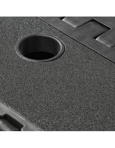 Non-slip folding step.