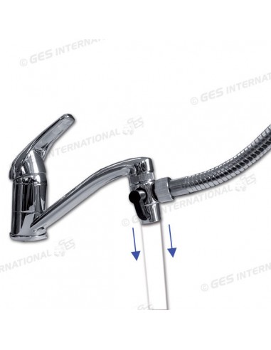 Adattatore deviatore per collegamento rubinetto e tubo flessibile