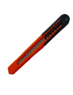 Cutter con estructura metálica versátil y resistente