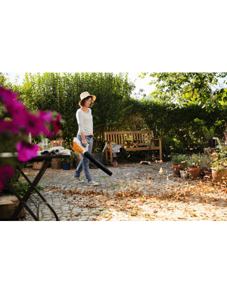 Ventilatore Stihl BGA 45 - AI LINEA con indicatore di carica e batteria