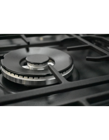 Cuisinière à gaz noire à 5 brûleurs de style rustique. Eas Electrique