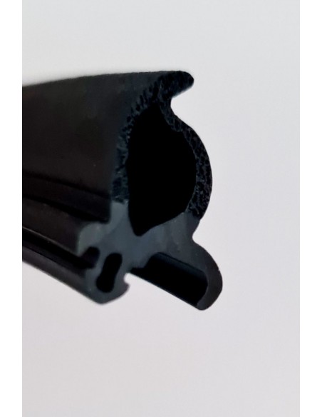 Junta de 5 metros para puerta de caravana con terminación