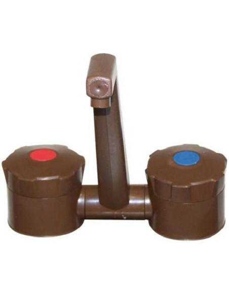 Robinet d'eau chaude et froide