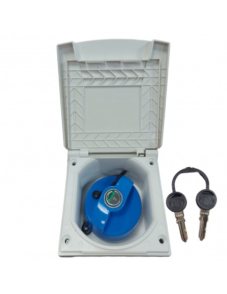 Caja exterior con bocana de entrada de agua externa con tapón y llave de cierre Caja exterior con bocana de entrada de agua externa con tapón y llave de cierre