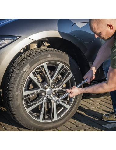 Llave acero de vasos 17/19/21mm con caja para guardar.