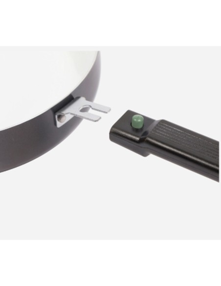 24cm Wok Fry Pan with folding handle Bo-Camp 24cm Wok Fry Pan with folding handle Bo-Camp