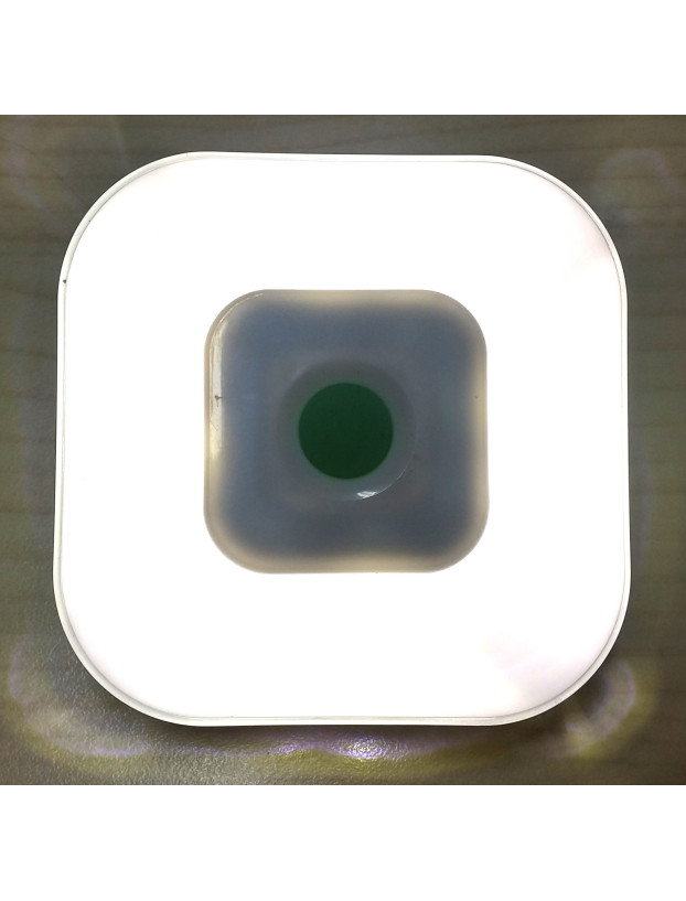 LED-Deckenleuchte mit Bewegungssensor. batteriebetrieben