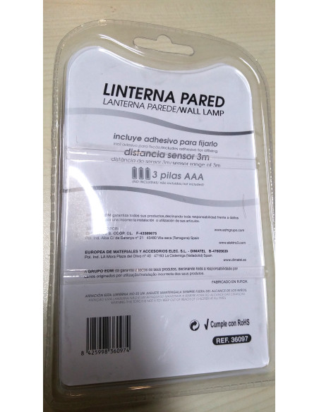 Luz de teto led com sensor de movimento. operado por bateria Luz de teto led com sensor de movimento. operado por bateria