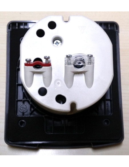 4 in 1 external socket with cover.