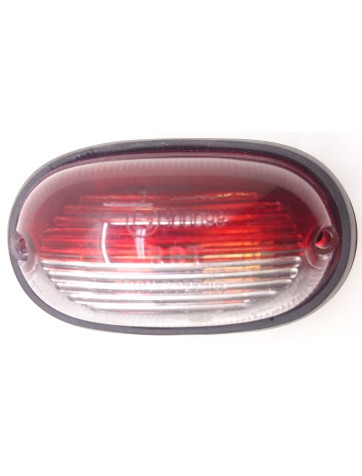 Pilot mit ovaler rot-weißer Basis