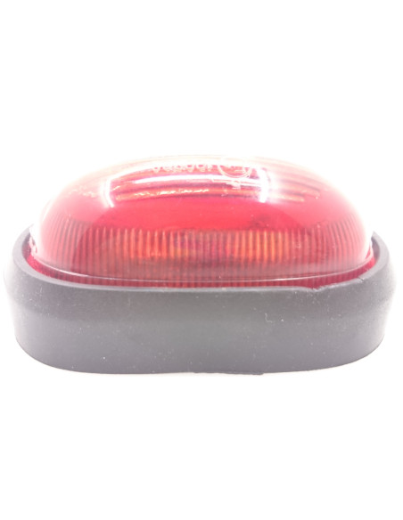 Pilot with oval red and white base