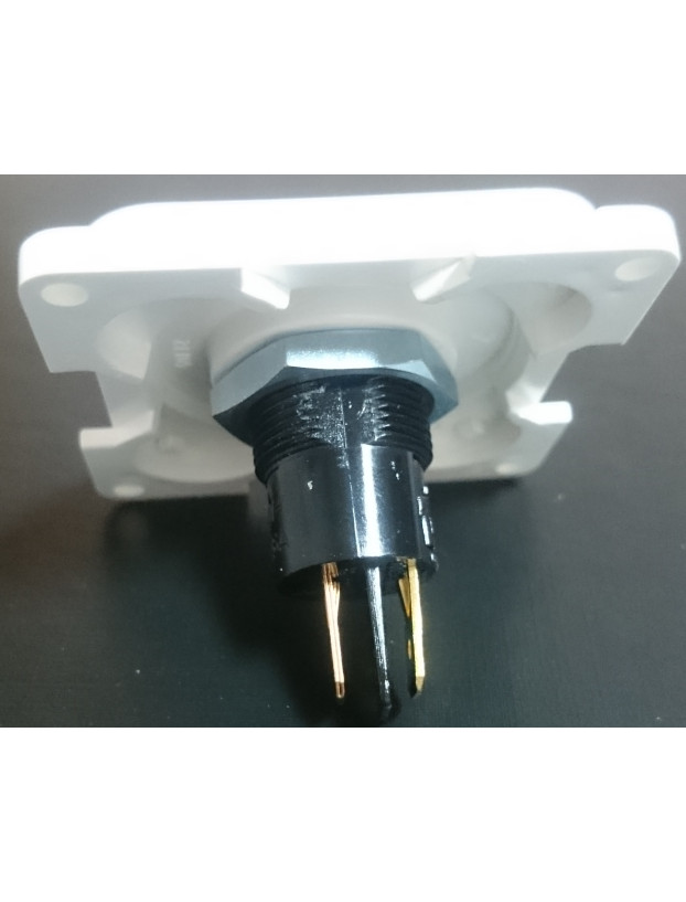 Plug for 12v outlet White