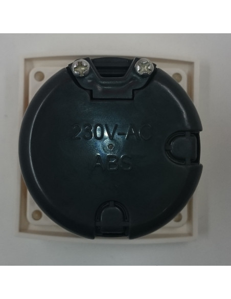 Prise de connexion intérieure 3 en 1. Sat, 12V et antenne Marron Prise de connexion intérieure 3 en 1. Sat, 12V et antenne Marron