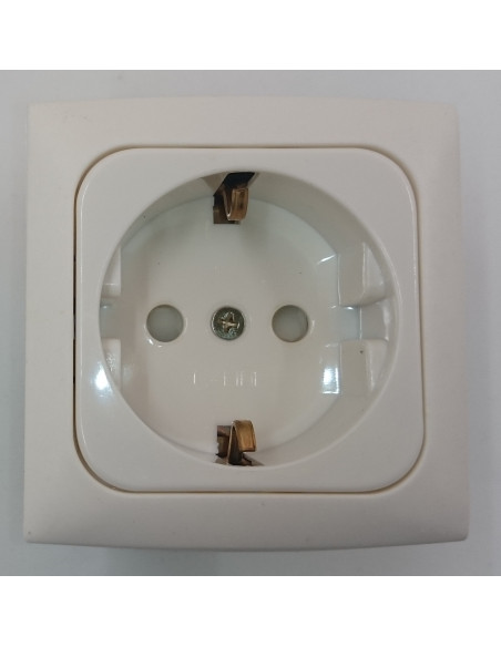 Prise pour prise 230V. Blanc