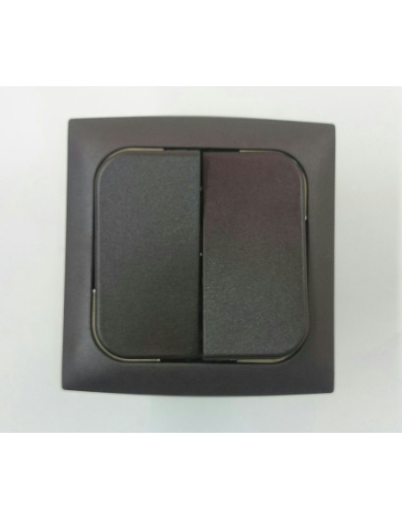 Interruptor doble 230V. Marrón