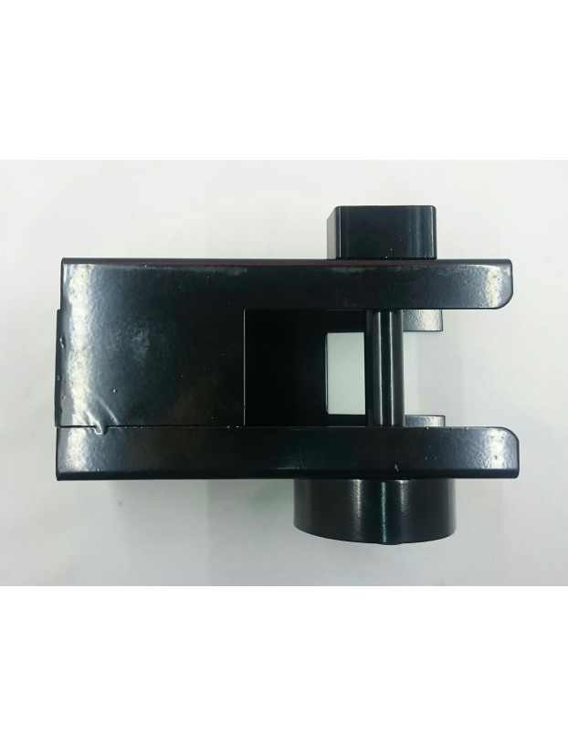 Anti-theft lock for caravan or trailer hitch