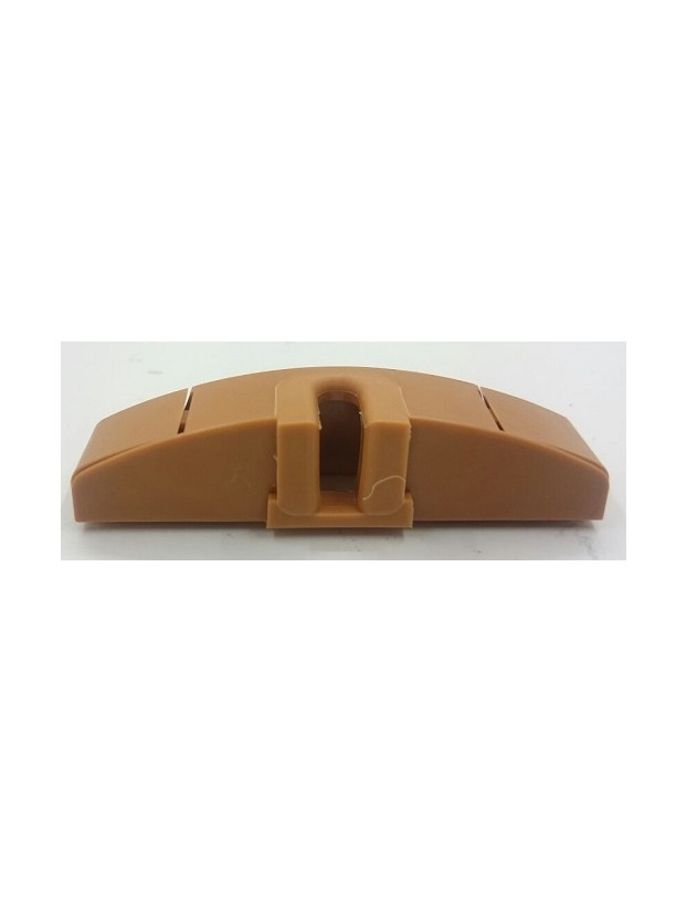 Door retainer in ocher