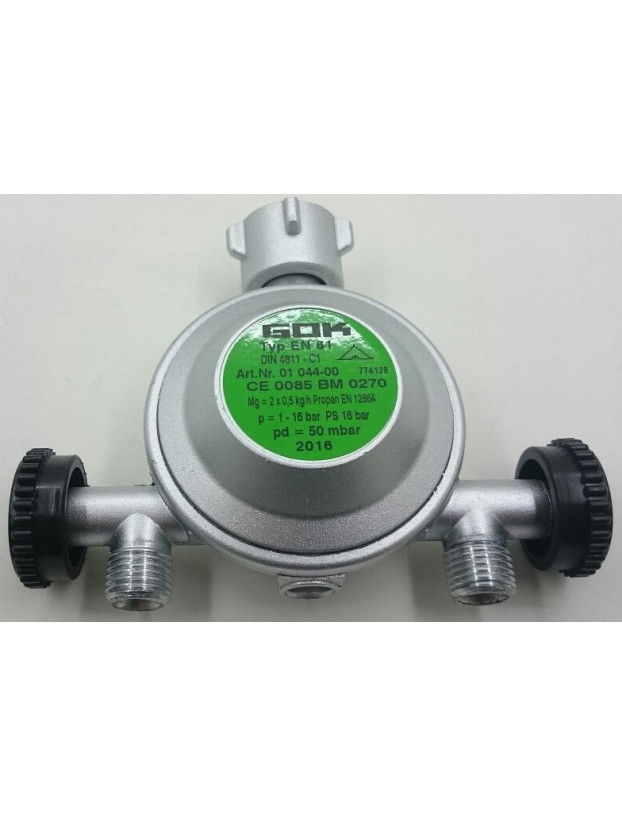 Regulador de pressão butano/propano com 2 saídas. 50mbar