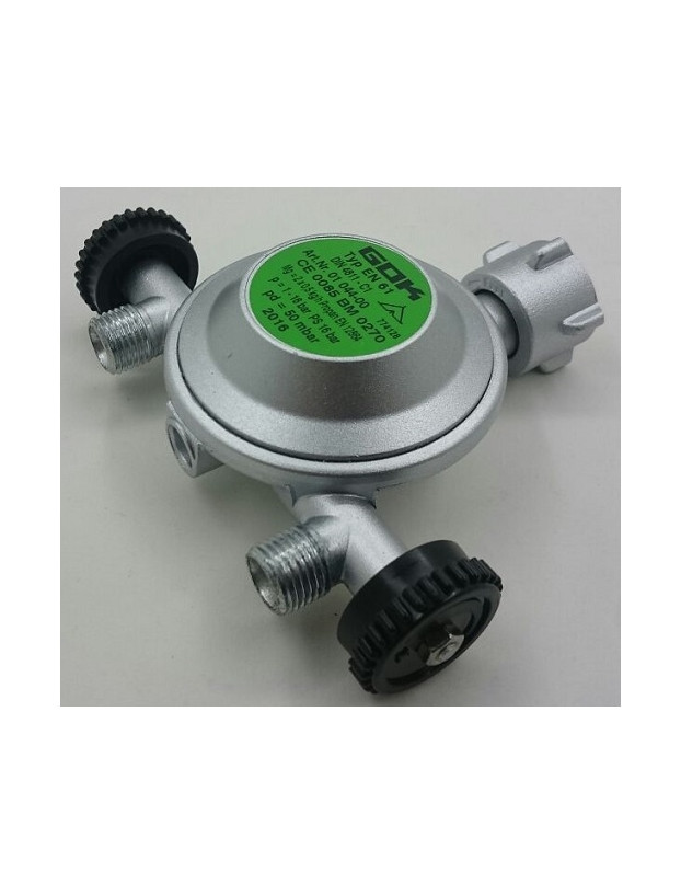 Butane/propane pressure regulator with 2 outlets. 50mbar