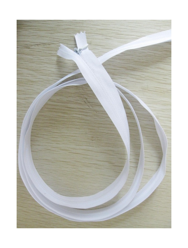 Zip visibile con 7 mm Separatore a spirale bianco