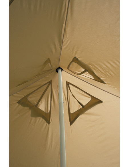 Light Tello Pyramide 4,50 x 4,50 metri. Euro Trail