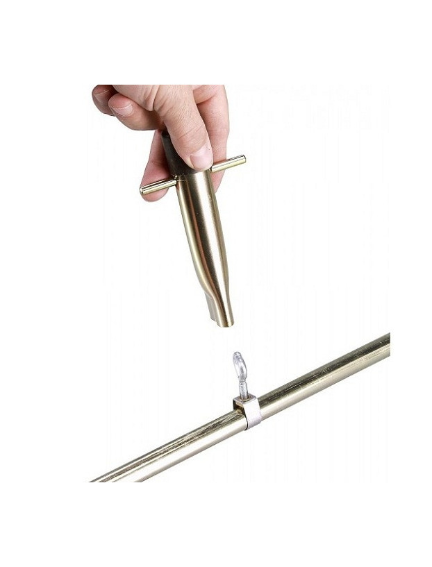 Key to turn thumbscrews.