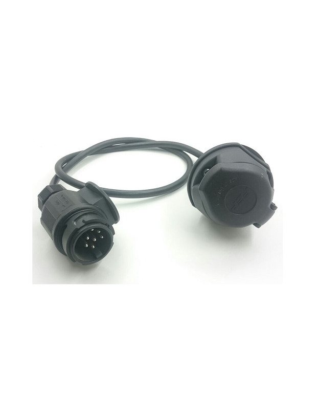 Adaptador de 7 pines macho a 13 hembra.