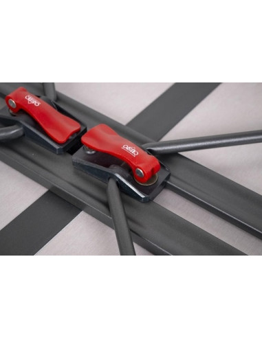 Ovaler Tisch aus grauem Aluminium 130 x 91 cm gewellt