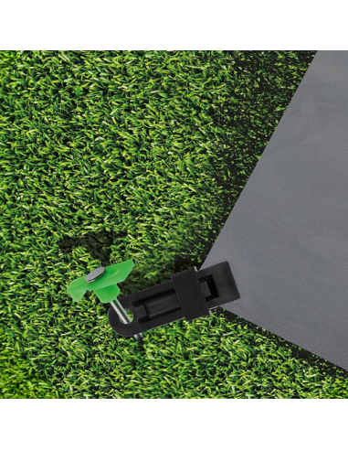 Floor fixing clips x 4